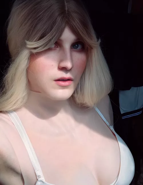 Good morning ☺️ by LilyBethxx