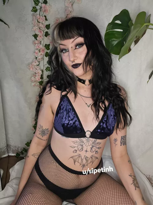 Goth princess by sipetinh