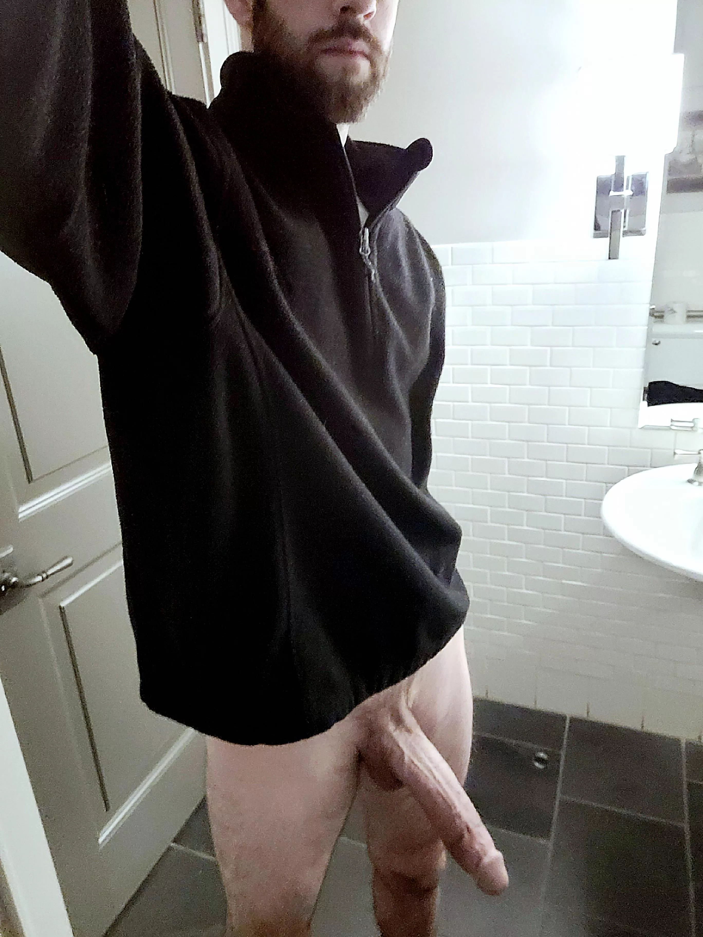 Happy Thursday posted by HereForTheSnacks_