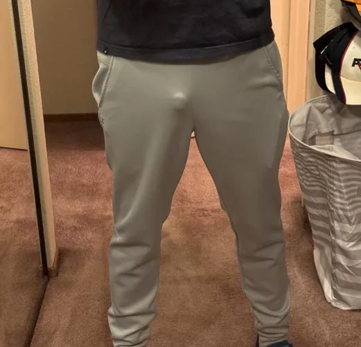 Head Visible by Relaxing-natural