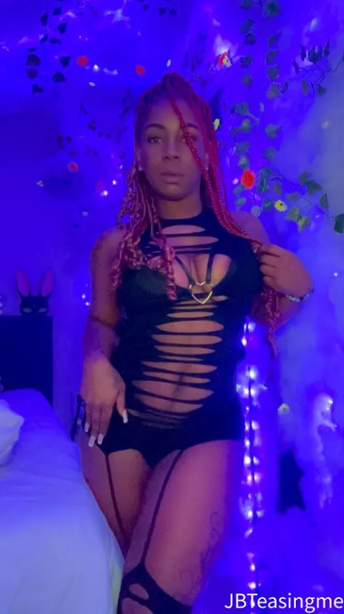 I already have 1sub are you next to bow down to me? by Jadebodyxx