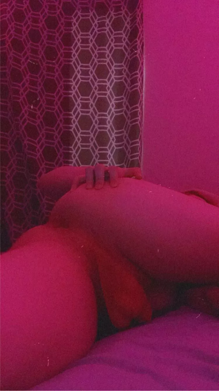 I need someone to lick my clitty >< posted by FemLayla