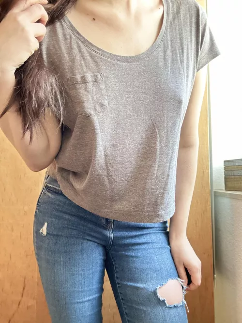 I would like to post more on here again x is this sub still active? by iamBonnieBi