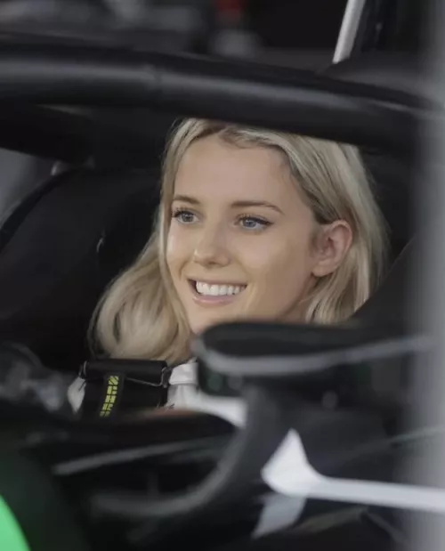 Lindsay Marie Brewer by ThisActuator3213