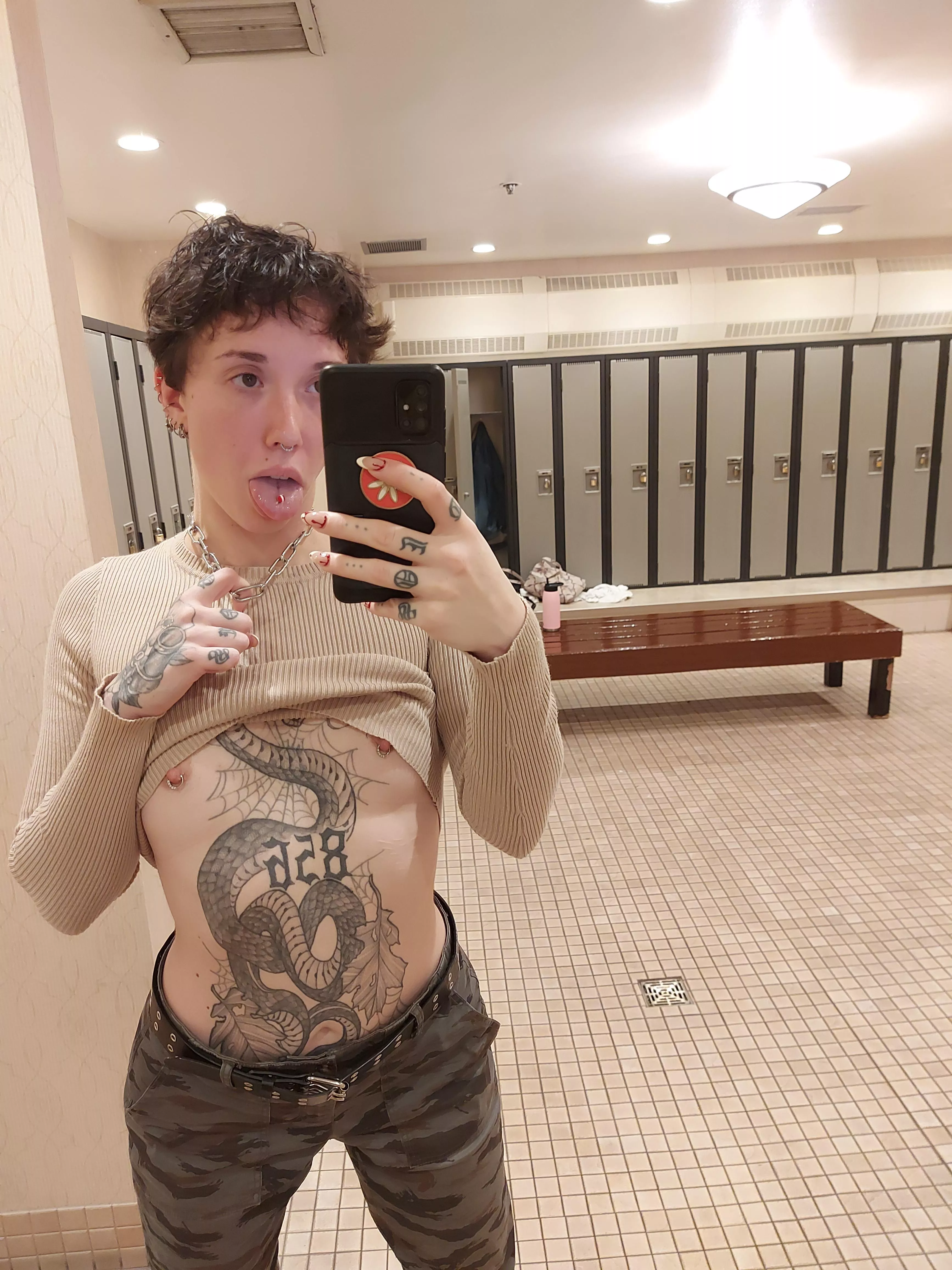 Make believe army brat 💚 posted by the_salemnox