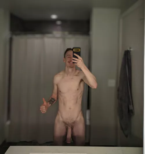 Morning, ladies! 👍🏻 by Boring_Noise_