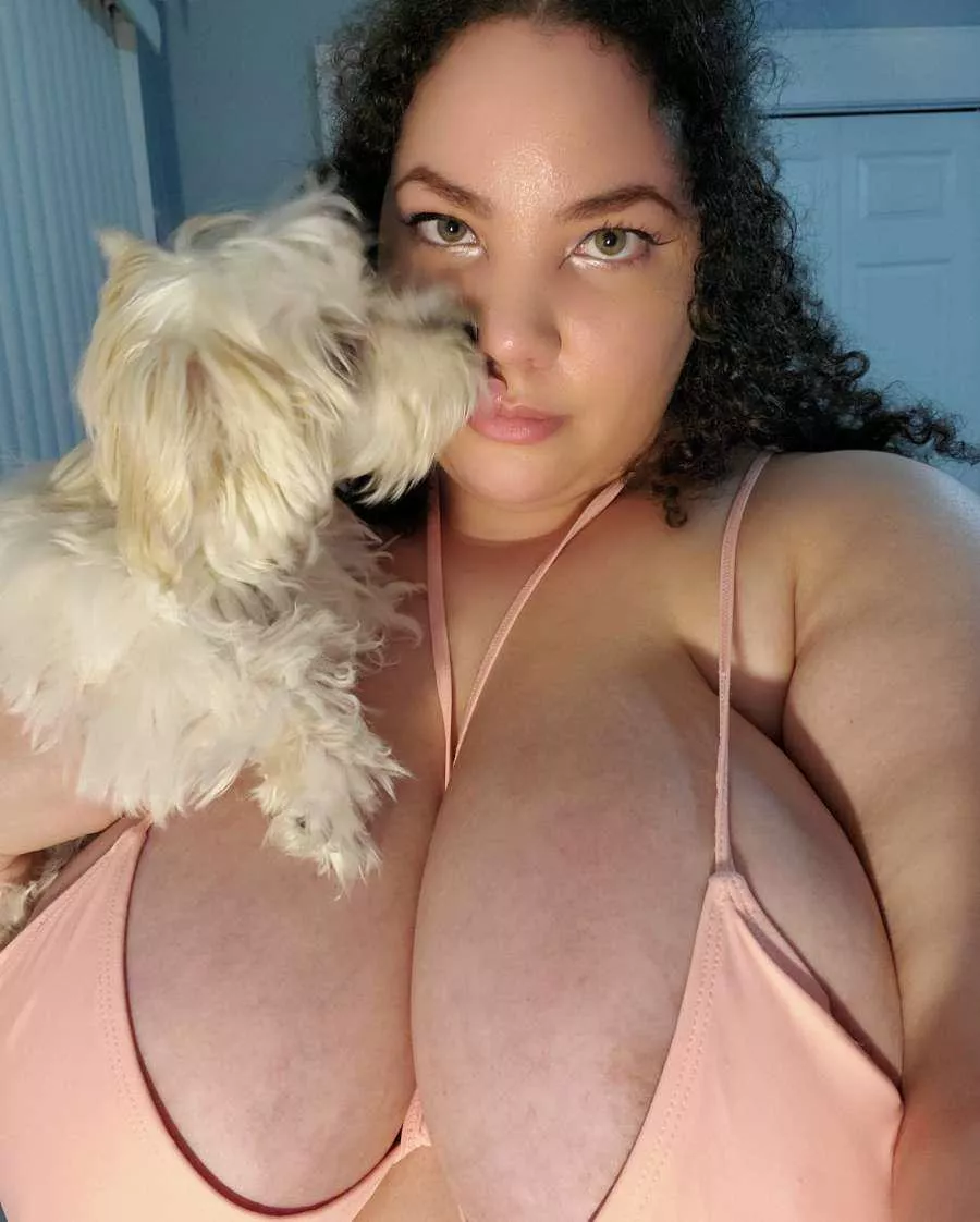 My puppy is da sweetest! posted by VoluptuousVictoria