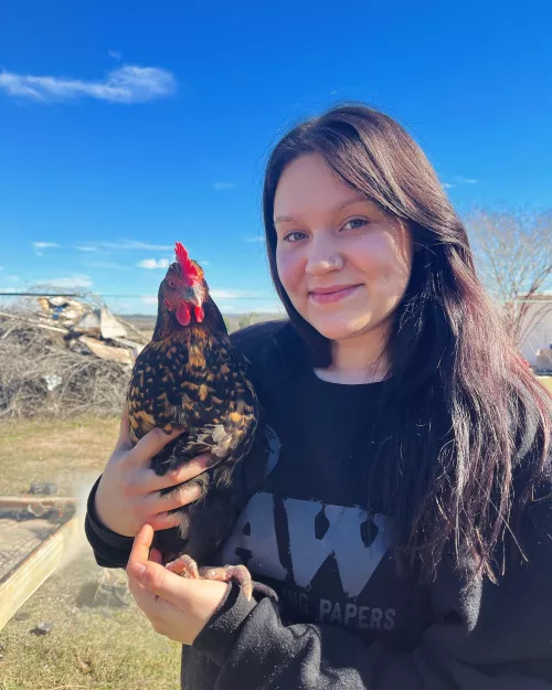 No one has appreciated this pic with the chicken lol I think it’s cute. by ksugars