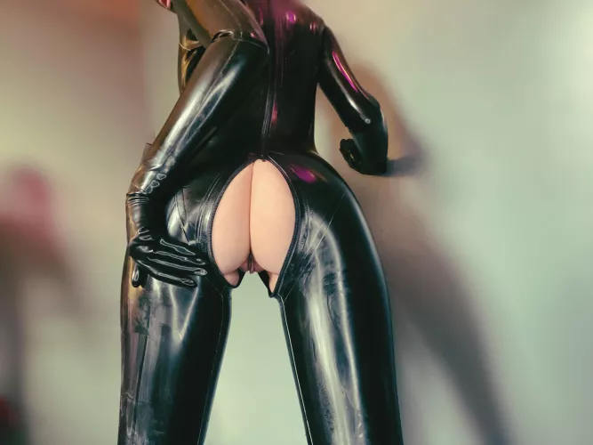 Oh, is my zipper open? by psyrenne