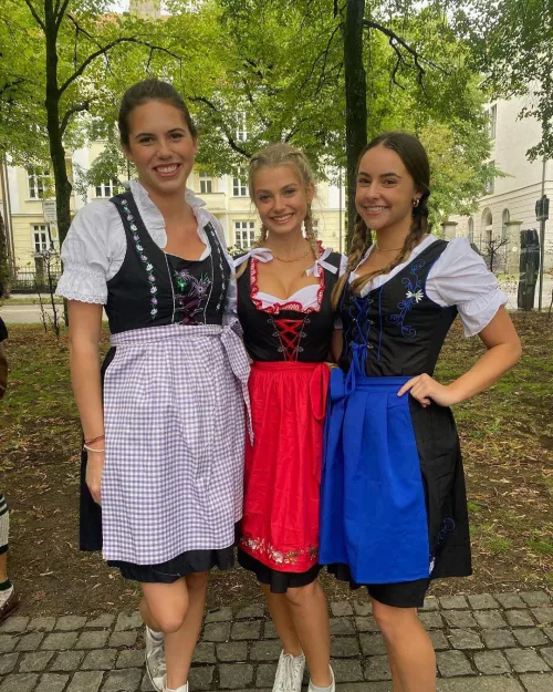 Oktoberfest Girls by whitetoweltw