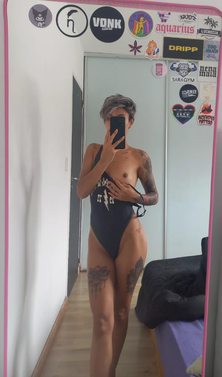 Portrait of boobies in the mirror posted by Arlinbaddiegirl