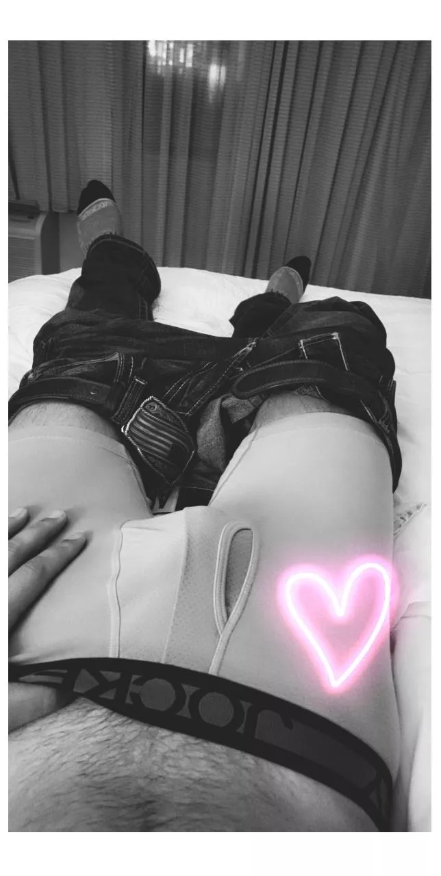 Should I reveal? posted by TheFloridaCowboy