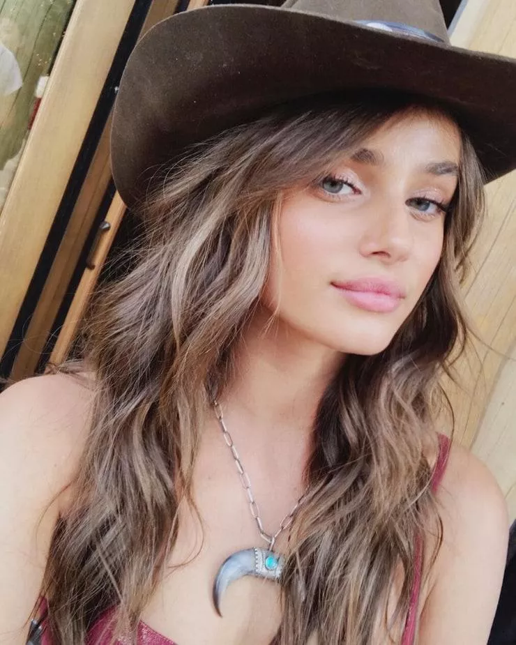 Taylor Hill posted by DanyT310