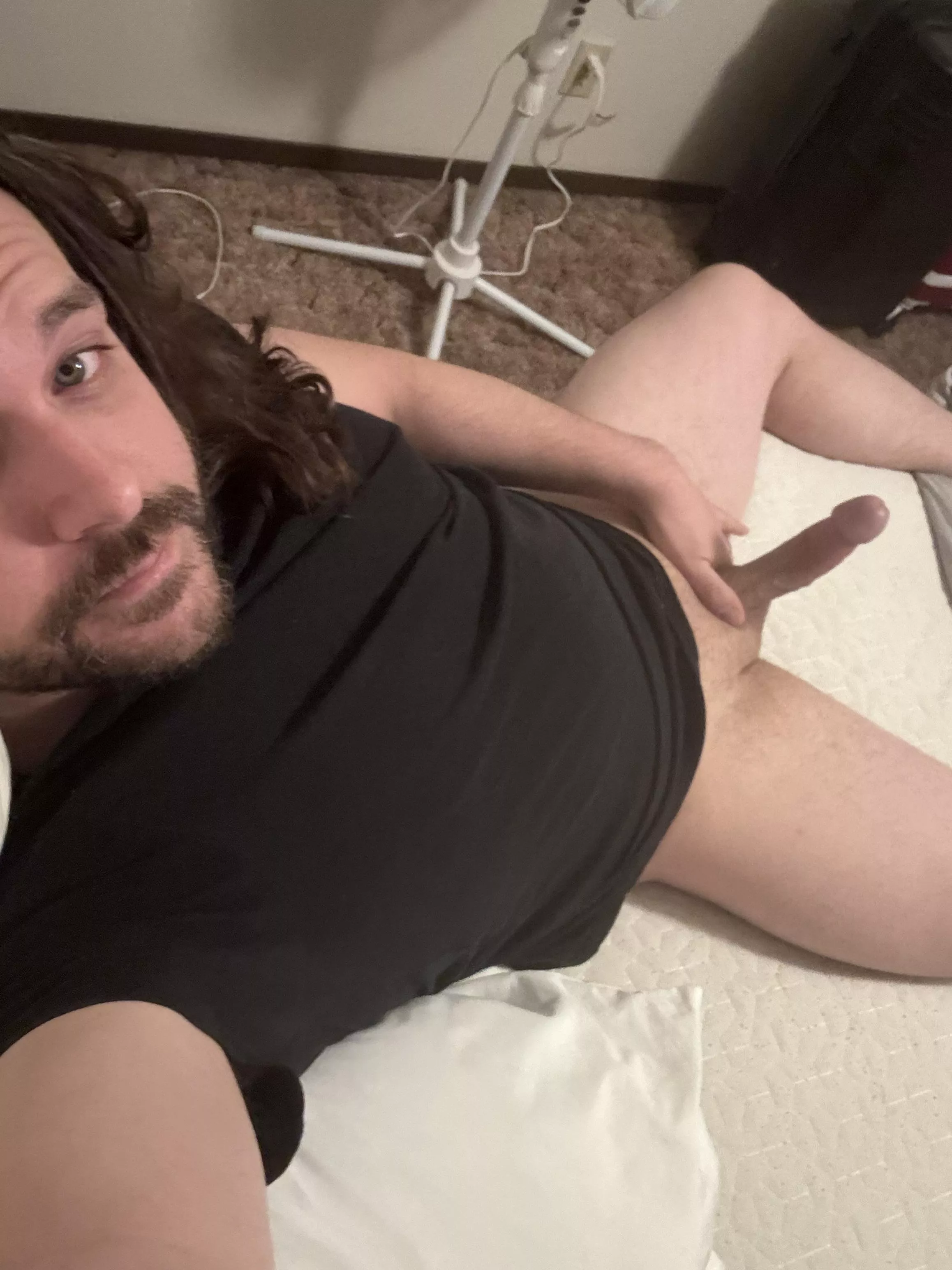 Took a break from packing in hopes of some fun [35] posted by Kneebeater73