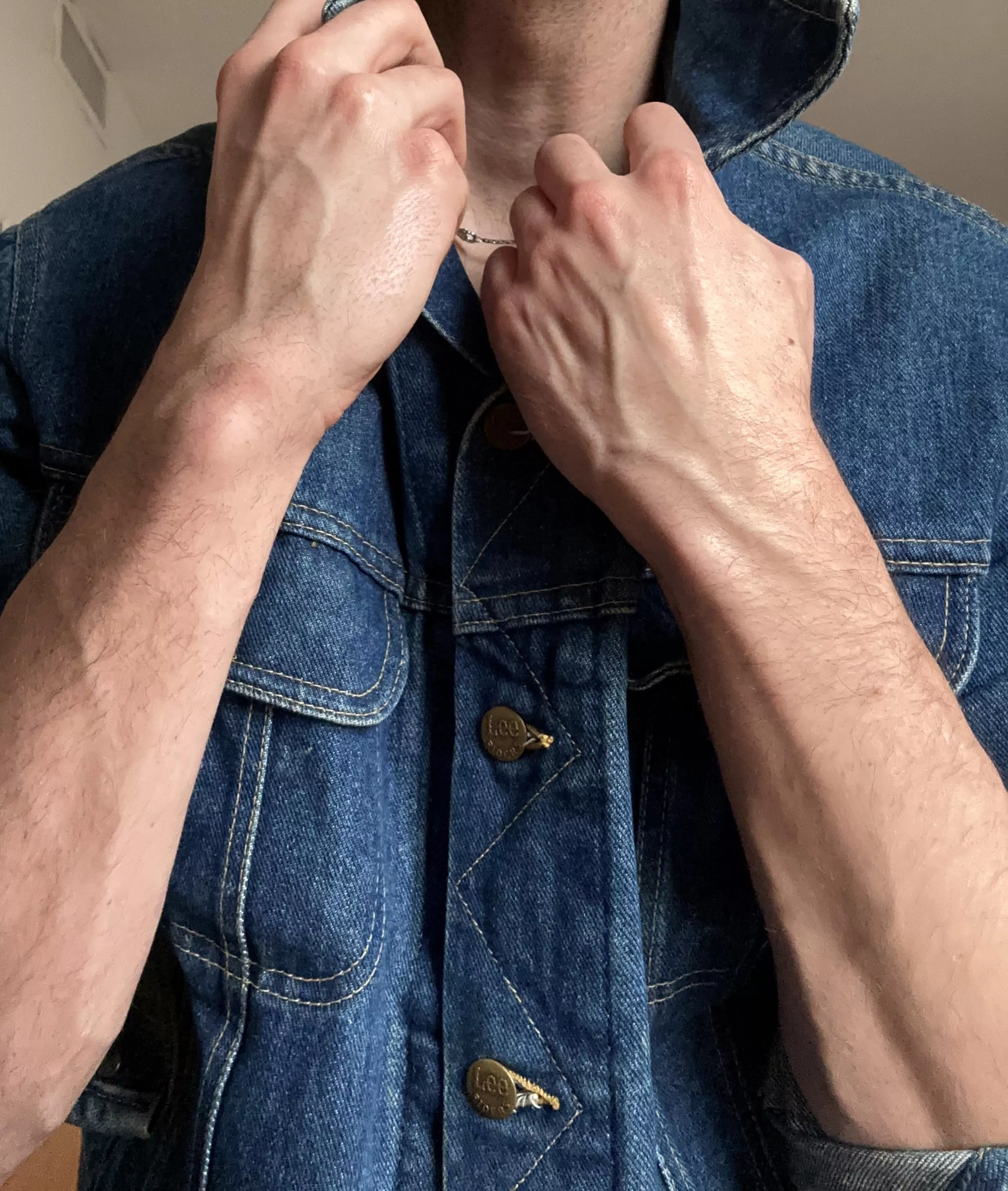 Touch me how you wanna be touched posted by sweaterweathar