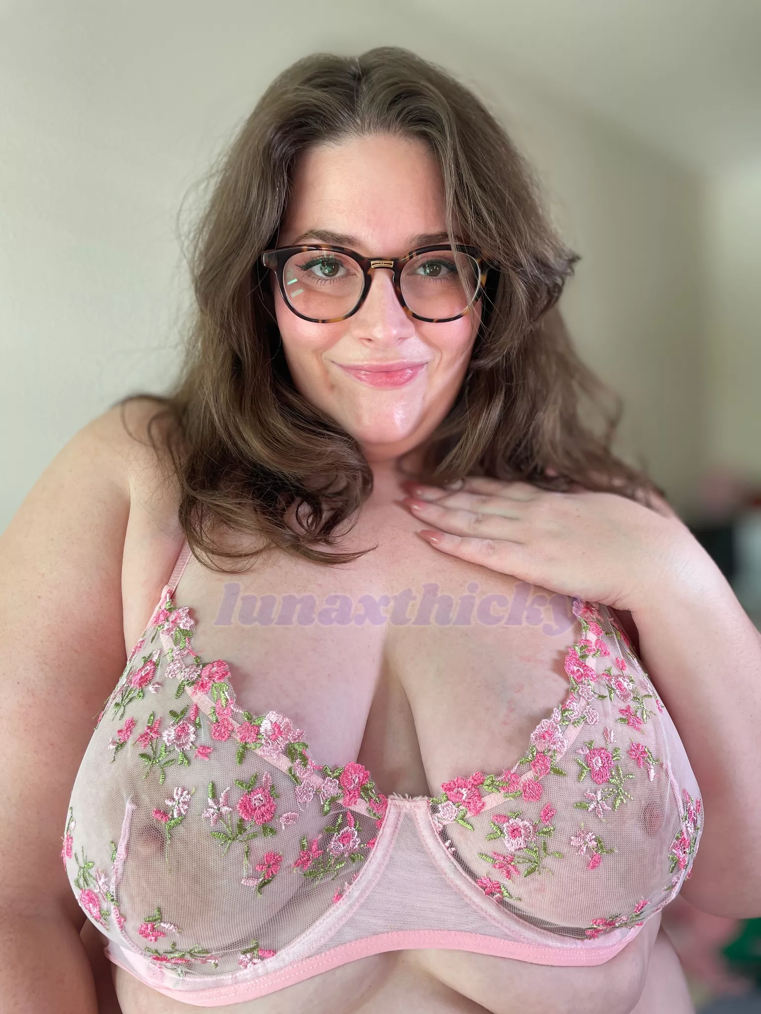 wanted to show you my hangers posted by lunaxthicky