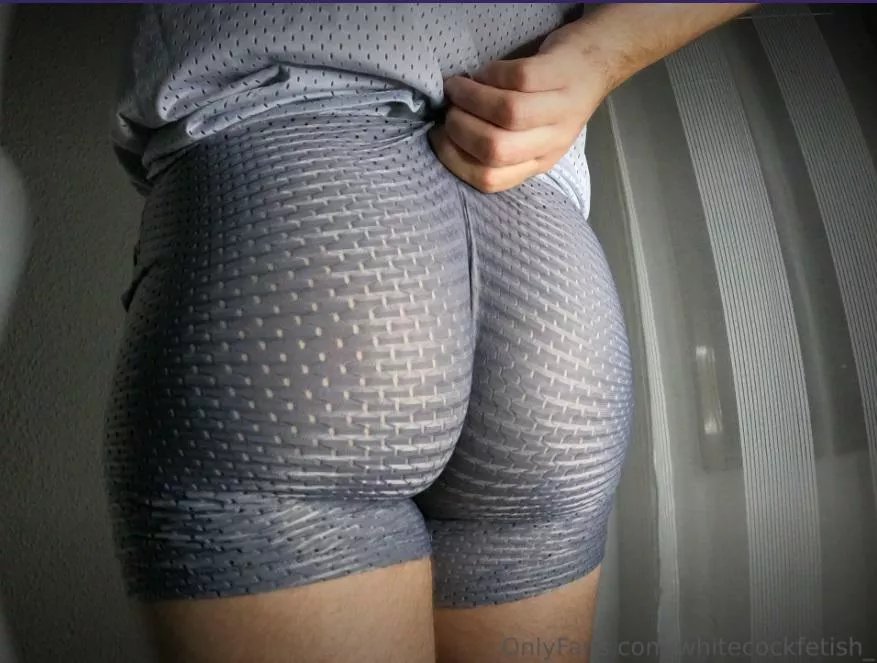 Wearing grey boxers on my ass! posted by whitecokfetish