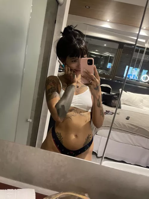 What is your rating of this sweet juicy ass by cuteAlessia