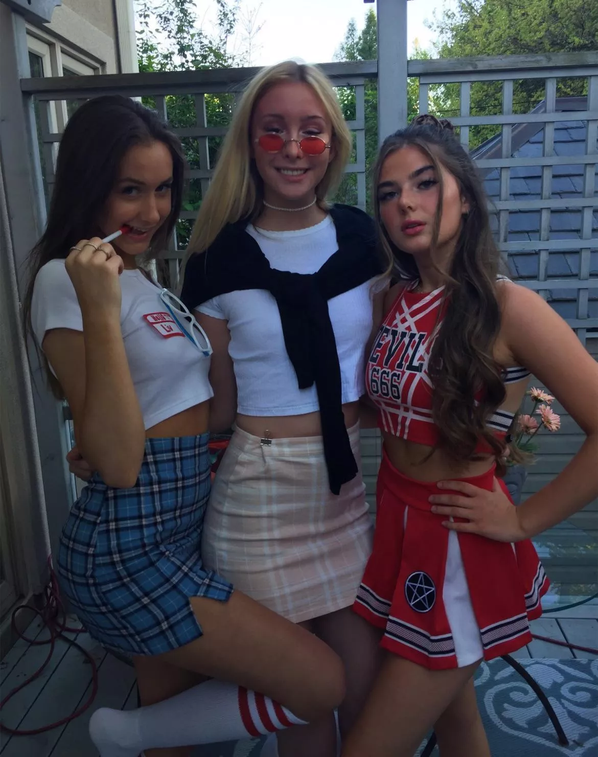 Which one [3] posted by HaileyandKendall