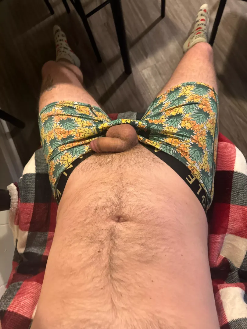 Who can help me get hard by FineApple424