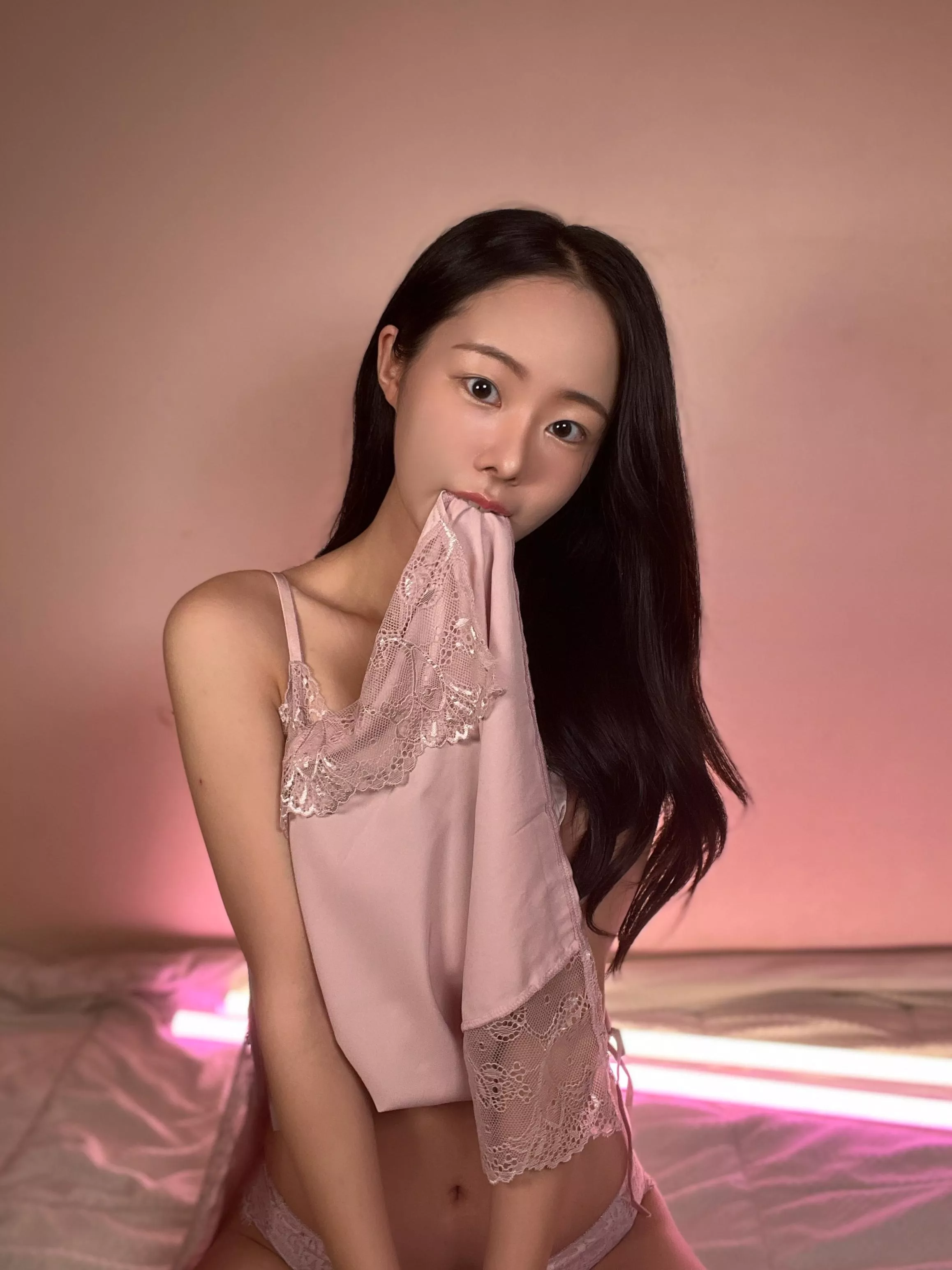 Who said i can't turn on redditors with sexy pics posted by xoo_Chloe