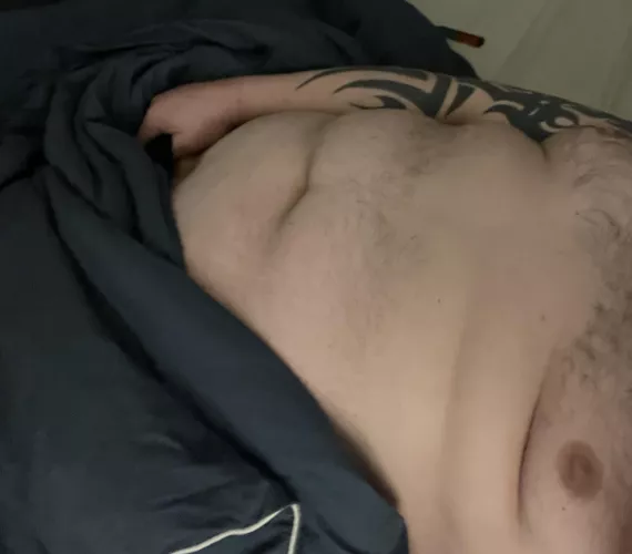 44 [M4F] German dad in a dead bedroom woke up horny. Is any girl down for fun? :) by Different-Space5907