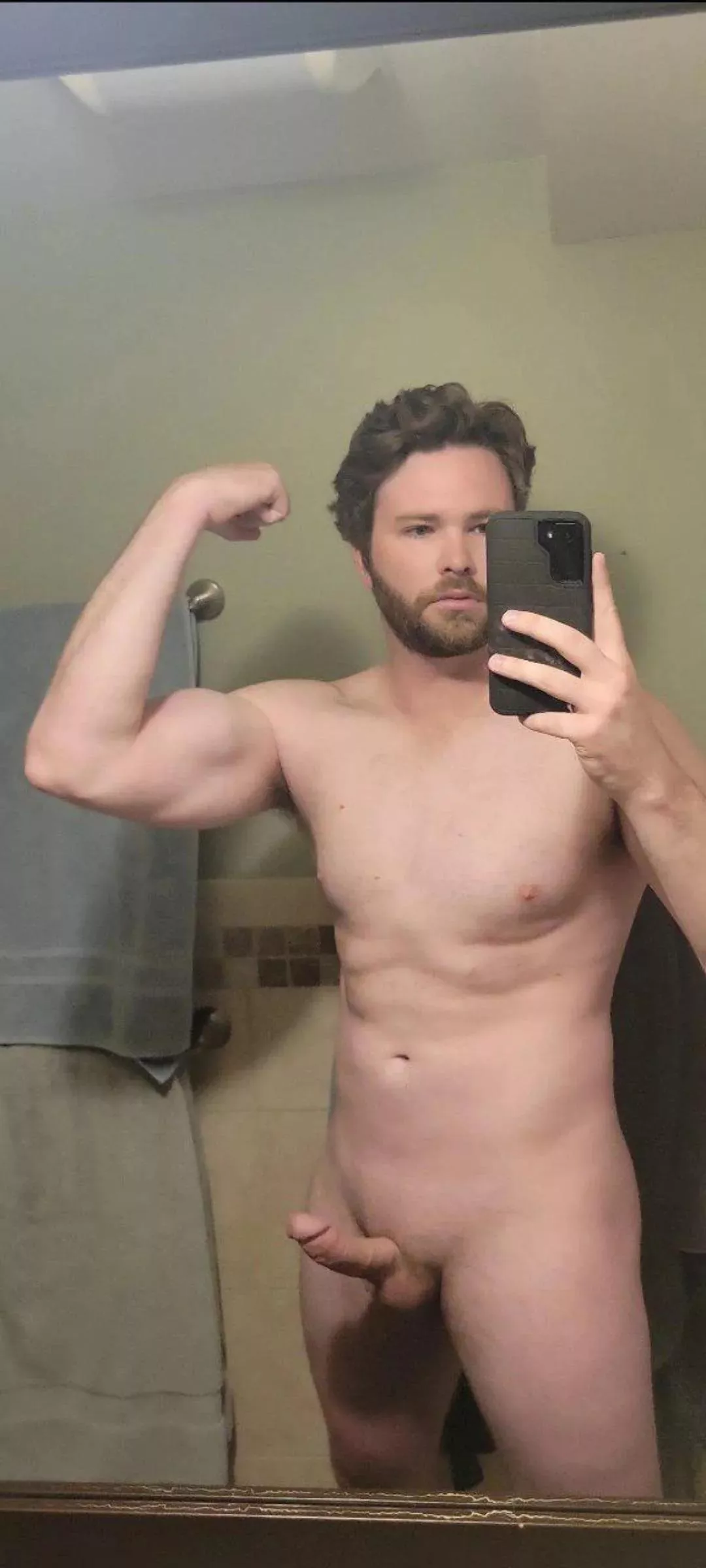 6'4 (m) posted by spurs42