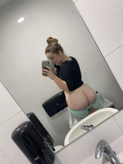 Anyone want to workout with me by twinklezx