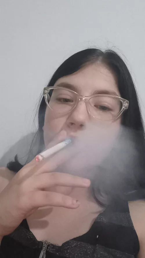 Are you ready smoke with me? by lailabnokk