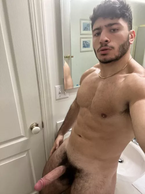 Big muscles& big bush by PersianMasterReddit