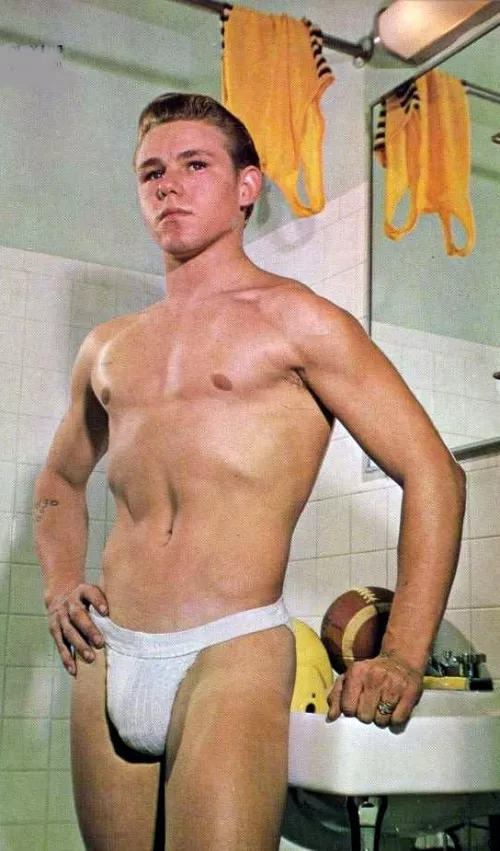 Classic by ColinH_94025