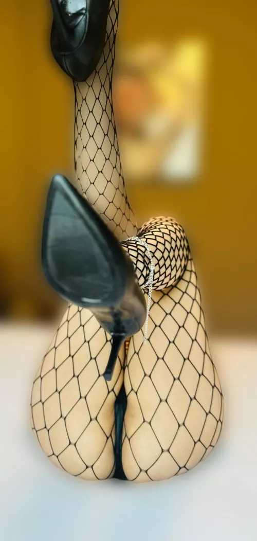 Comment if you like Latina’s by QueenAmante