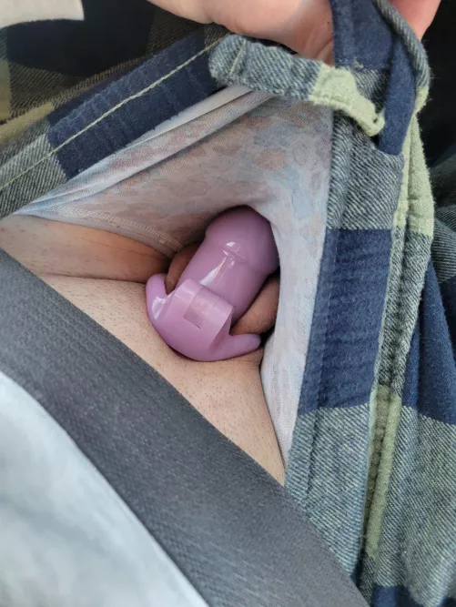 Daddy says I'm cute. by Aarddvarq