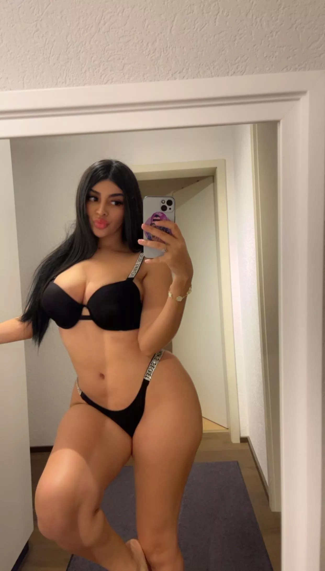 Daddy you like my body? posted by Vegetable_Ship6111