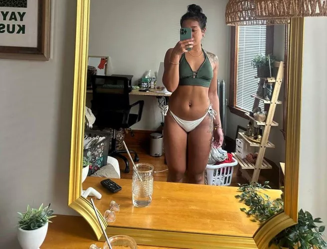 dark bikinis are my classic pick by Fragranap