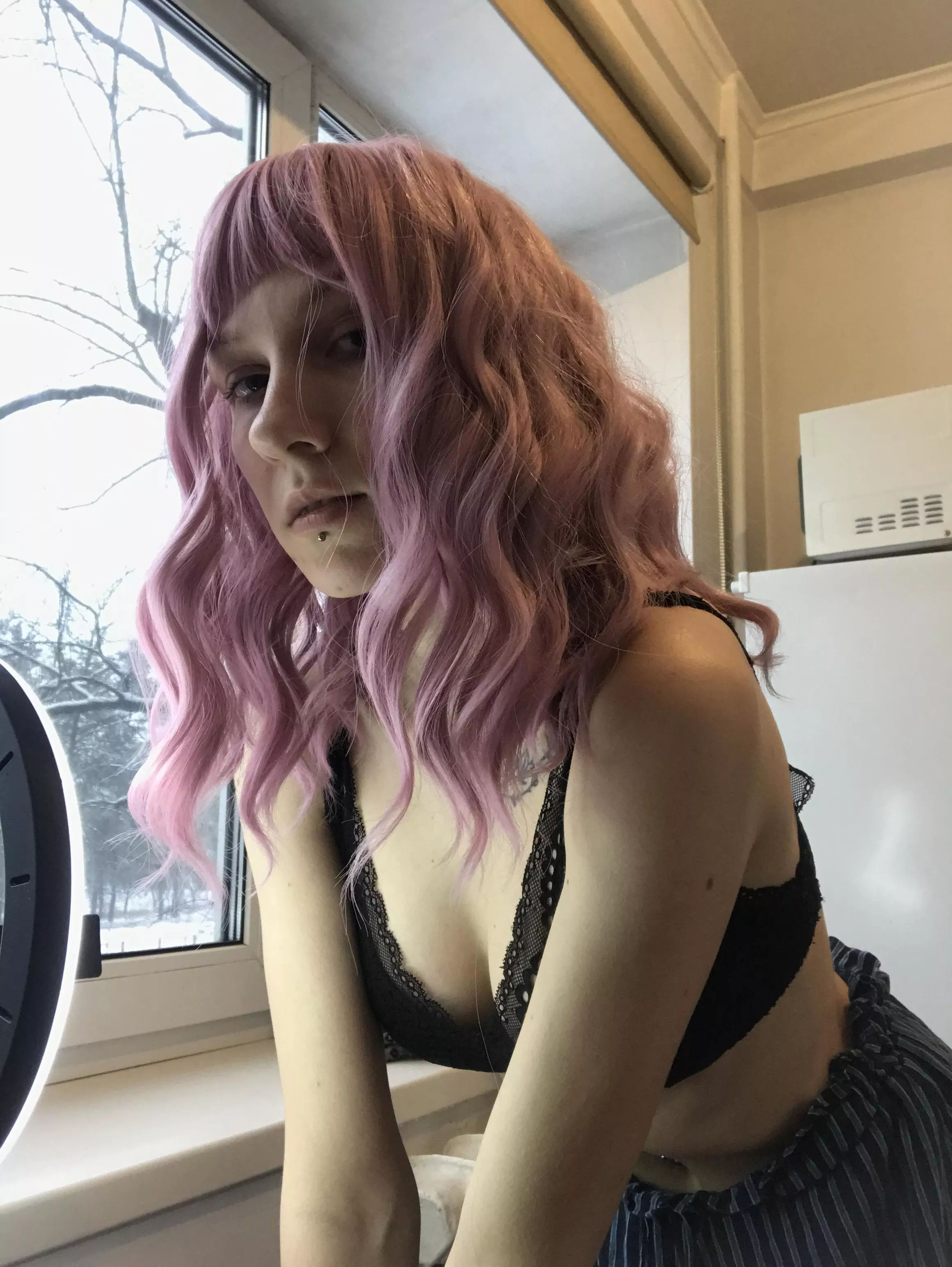 Do u like my new hair? posted by JeanieHall