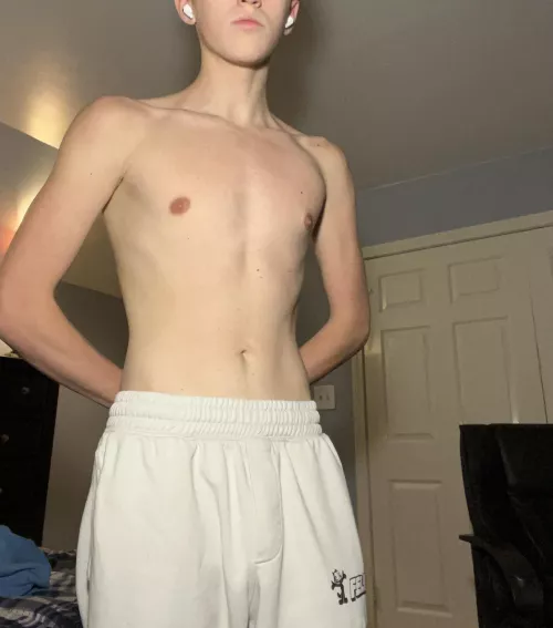 Do you think i’m cute? 🥺 by mikeytwink05