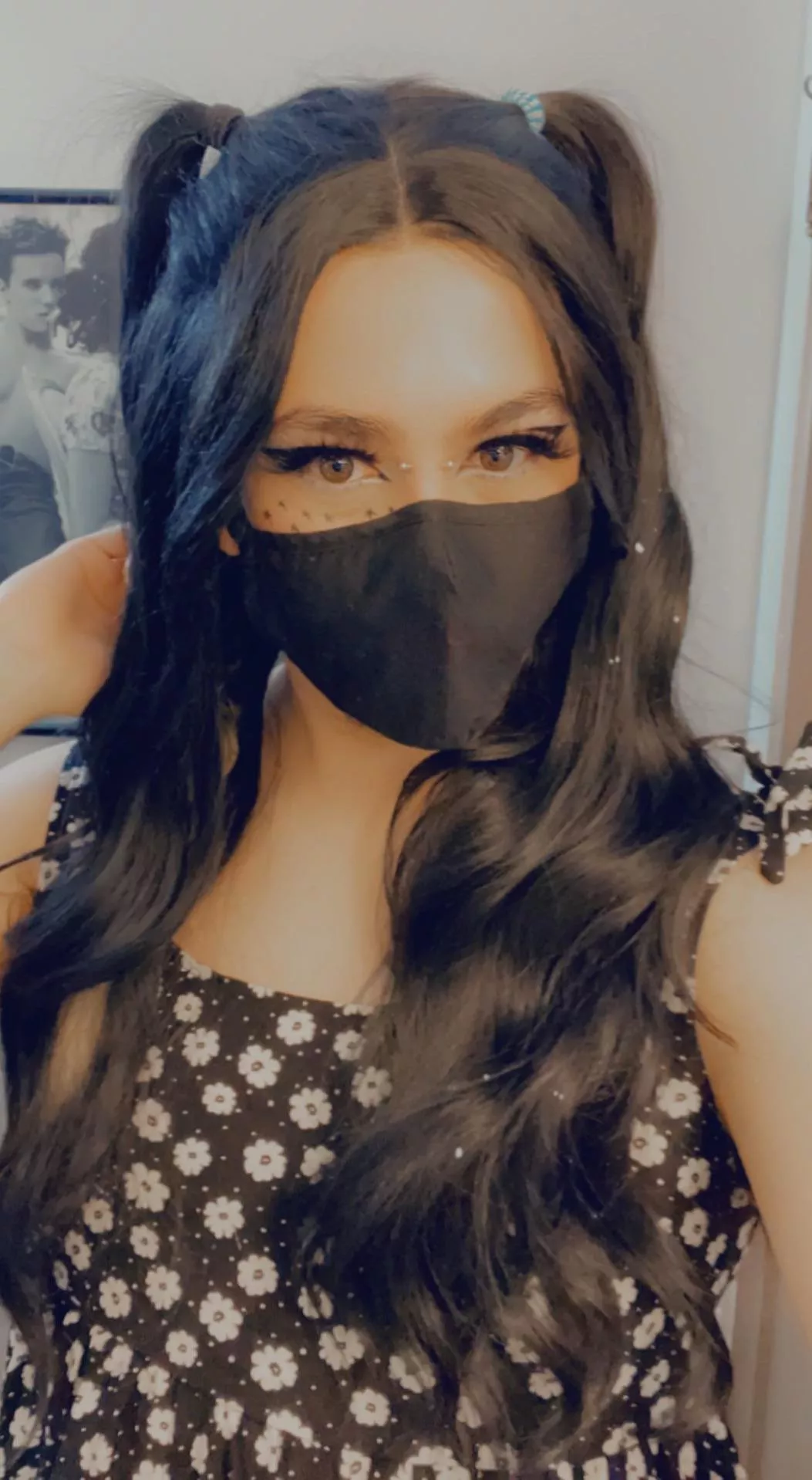 Feeling pretty posted by marsialove