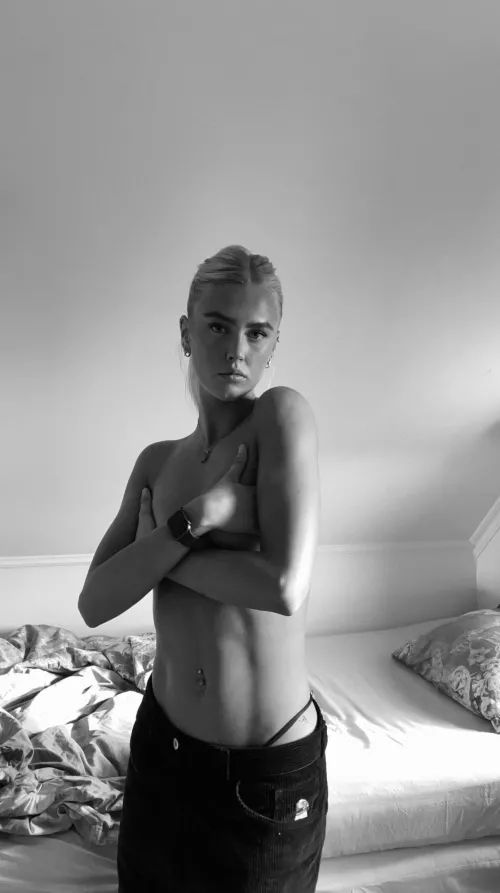 First handbra post from me :) OC by Its_Emma_18