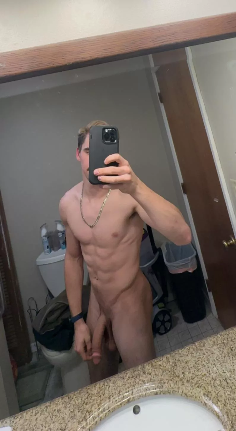 Got to take a pic before you shower 😜 (22) posted by Alp90921