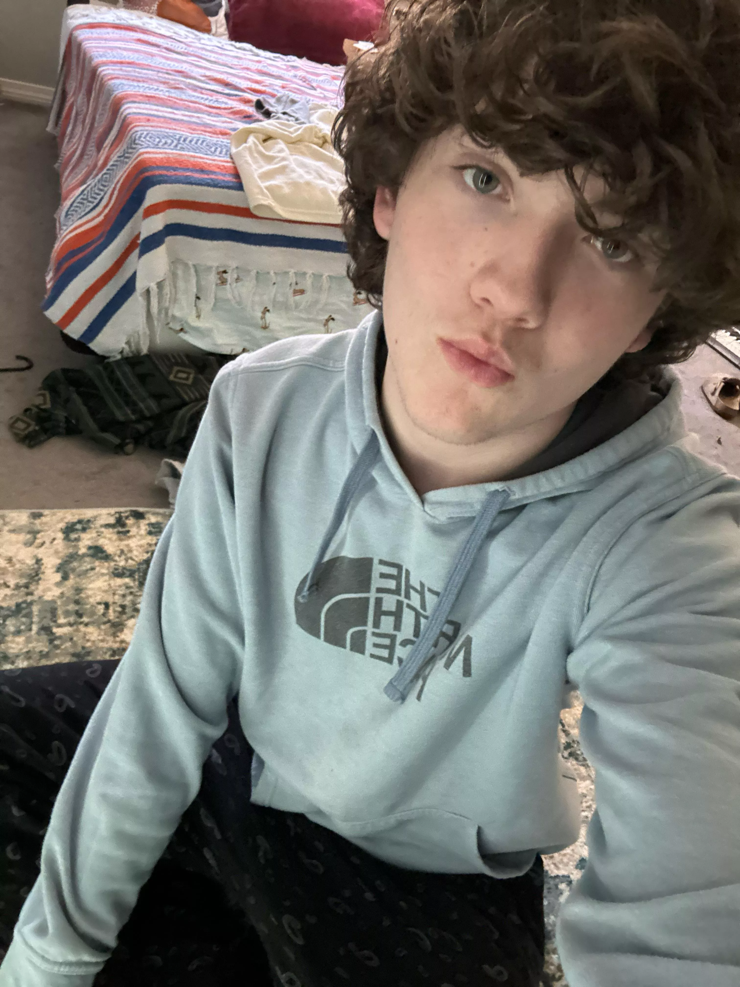 hey everyone i’m sleep deprived and your name is 😀 (18) posted by Jazzlike_Issue5692