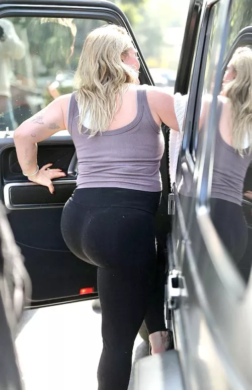 Hilary Duff by johnny1993c