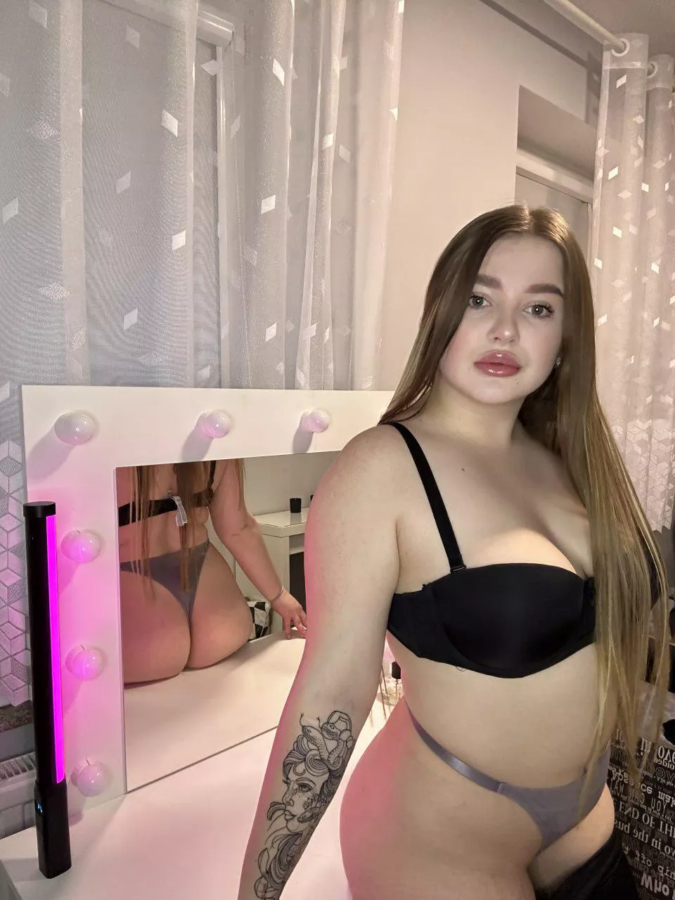 I bet you looked at the mirror first...I don't blame you, I would too. posted by Dreaming_of_My_Girl