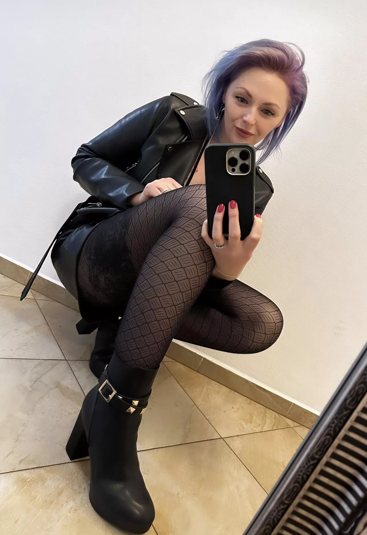 Leather mood posted by theinkedsiren1