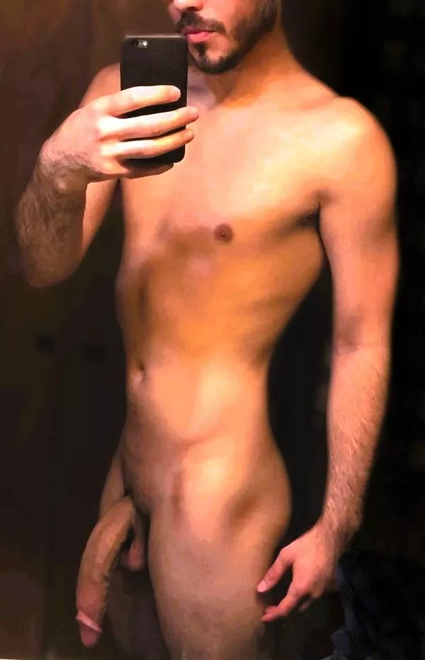 My cocks hangs so massively. posted by Jorgodim