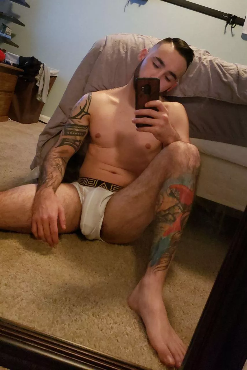 Outline posted by ChubGay47