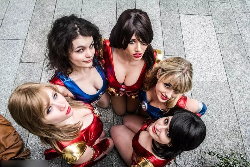 Rank these cosplayers racks posted by FrenchYoda