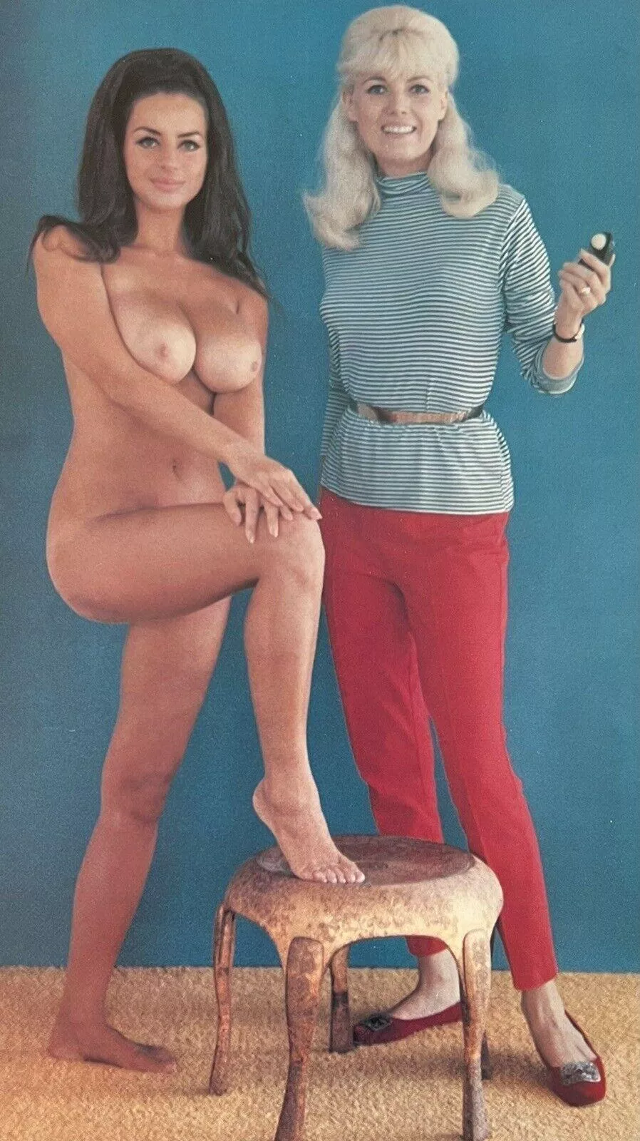 Ruth Anderson (model) with Bunny Yeager (photographer) (1960s) posted by TeddyDBer