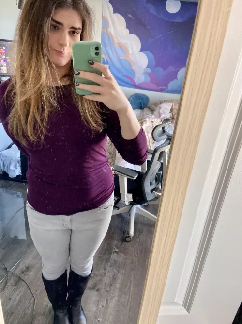 Should I trim my hair? by HugznD