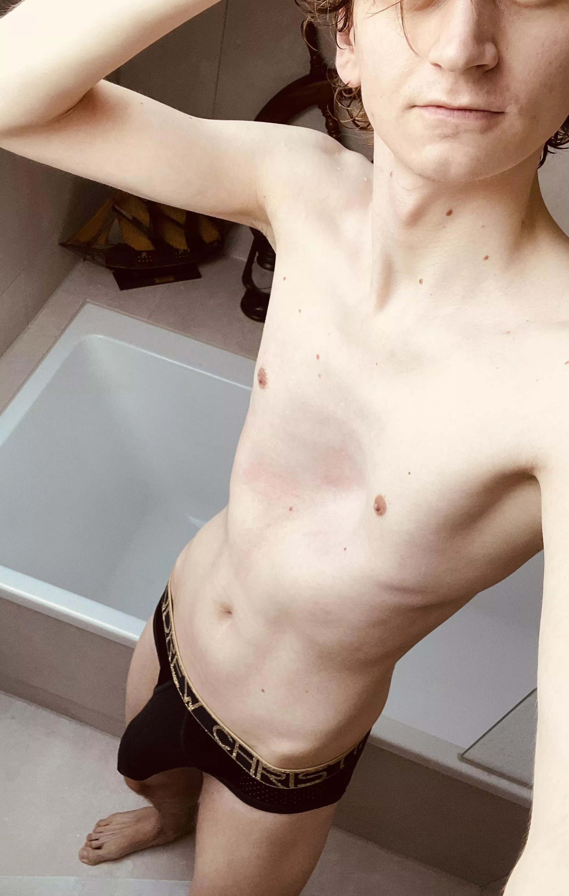 Simple briefs for a simple day. ☀️ posted by thetinkerling